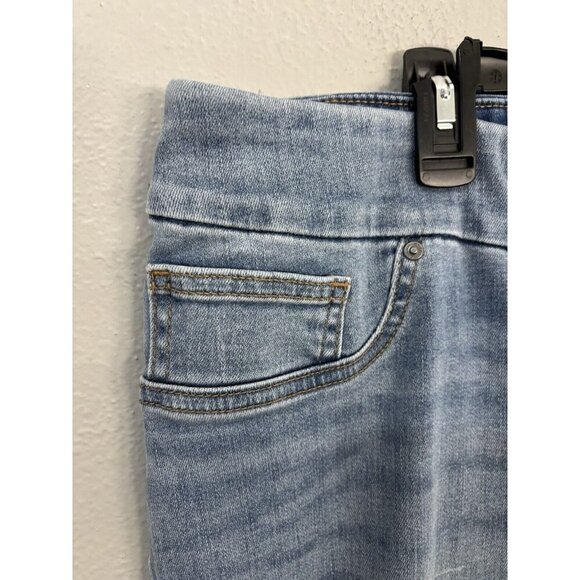 Chicos Capri Denim Pants Women 18 Pull On Medium Wash - Picture 3 of 14